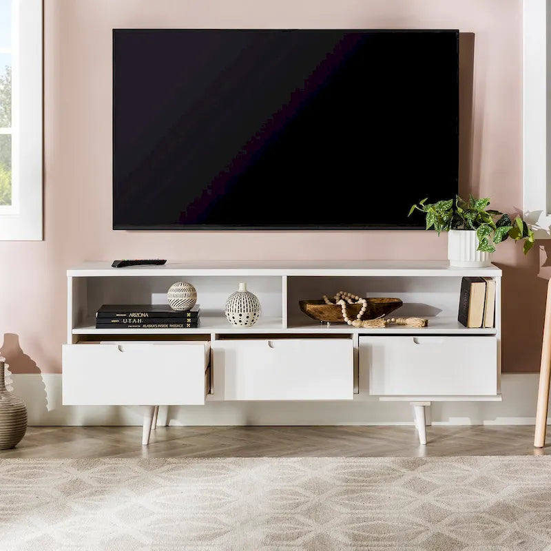 Meuble TV en bois massif Alby de 58 po de style Mid-Century