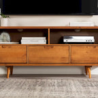 Meuble TV en bois massif Alby de 58 po de style Mid-Century