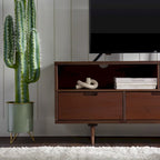 Meuble TV en bois massif Alby de 58 po de style Mid-Century